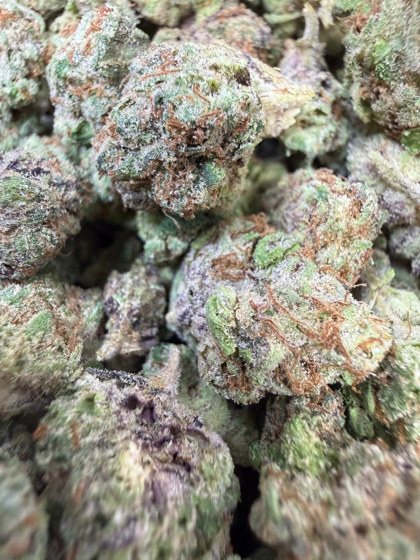 1 Pound - Ivory Runtz THCA Flower (Smalls)