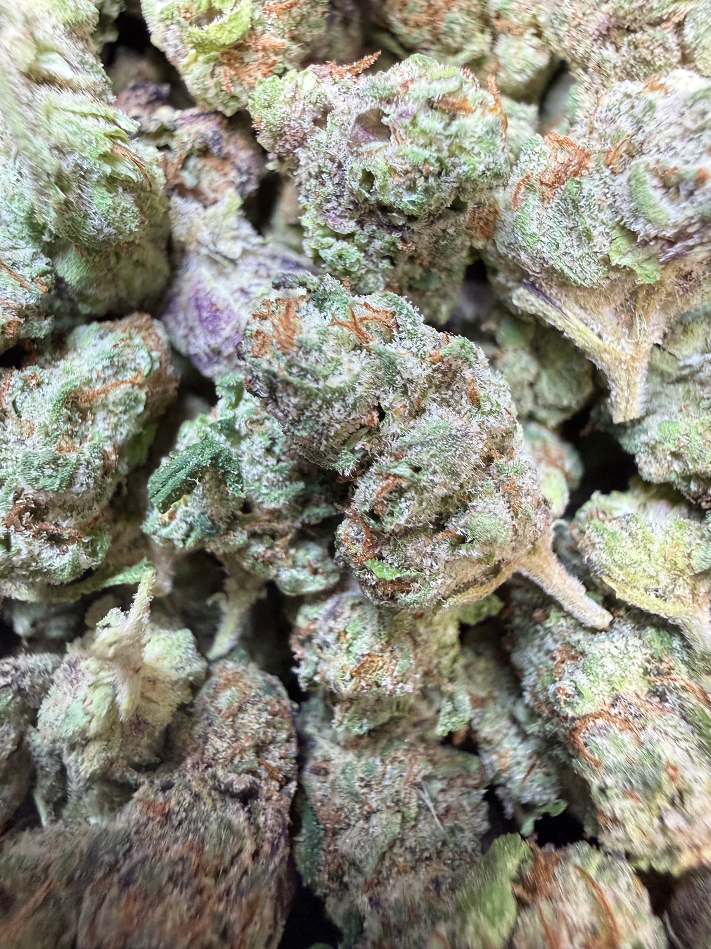 1 Pound - Ivory Runtz THCA Flower (Smalls)
